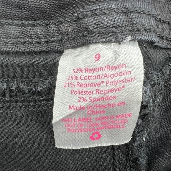 No Boundaries Black Mid Rise Skinny Jeans Size 9 Women’s - Picture 5 of 6